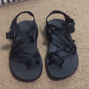 Black strappy chacos.
